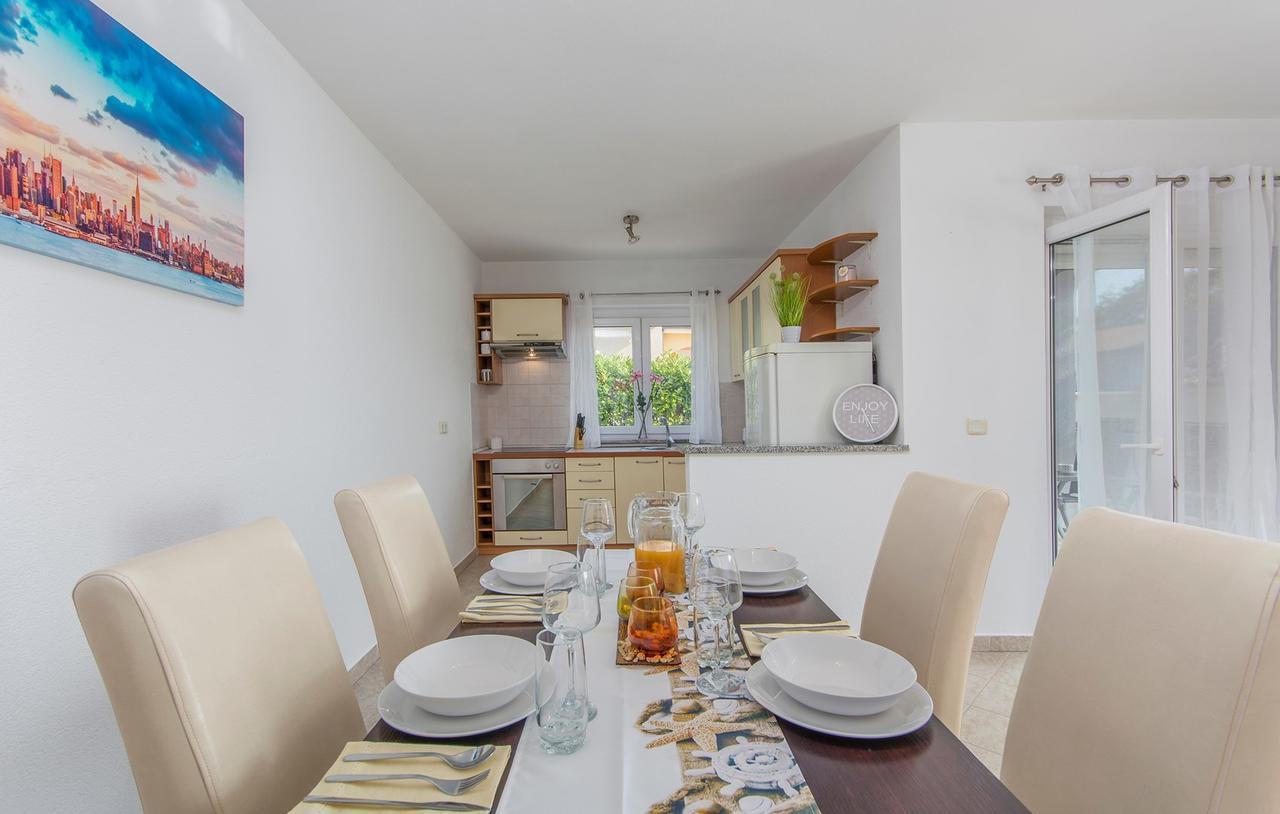 Silver Holiday House Vrvari 外观 照片