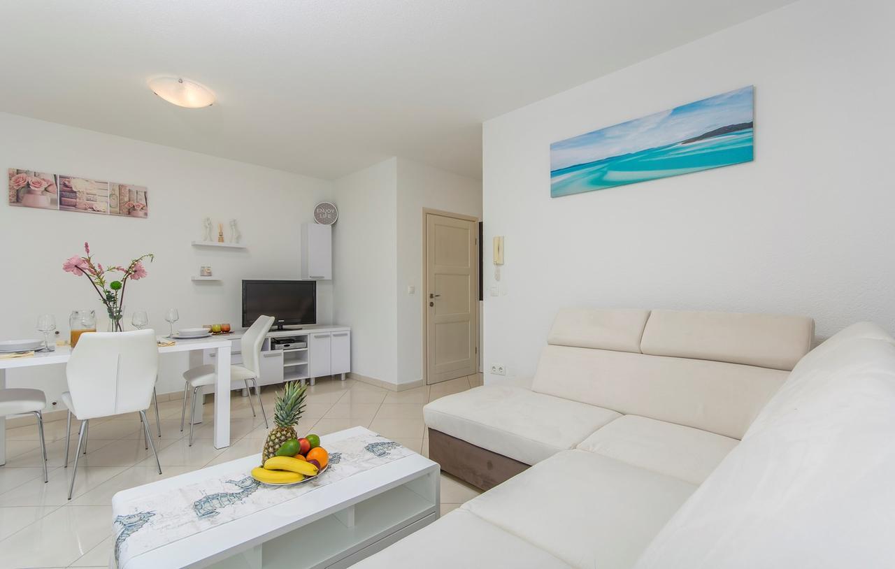 Silver Holiday House Vrvari 外观 照片