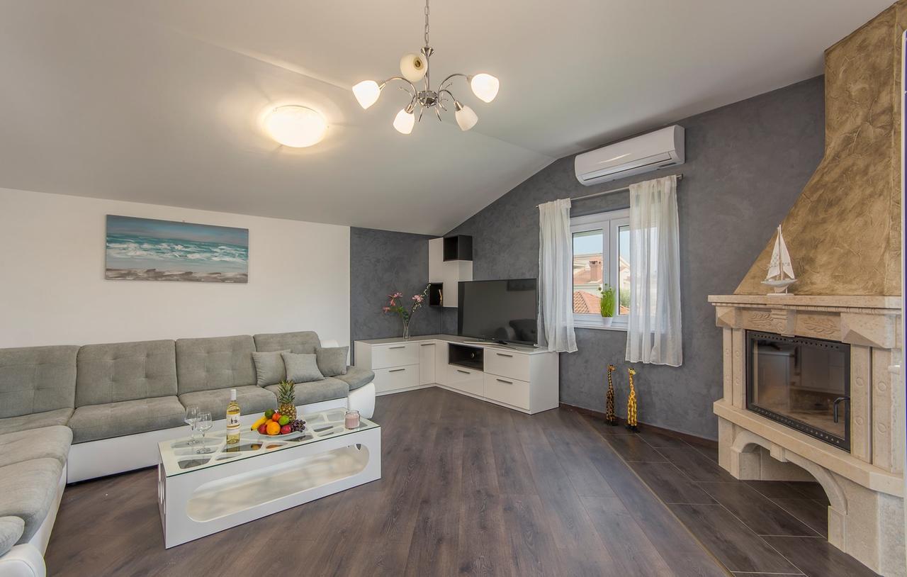 Silver Holiday House Vrvari 外观 照片
