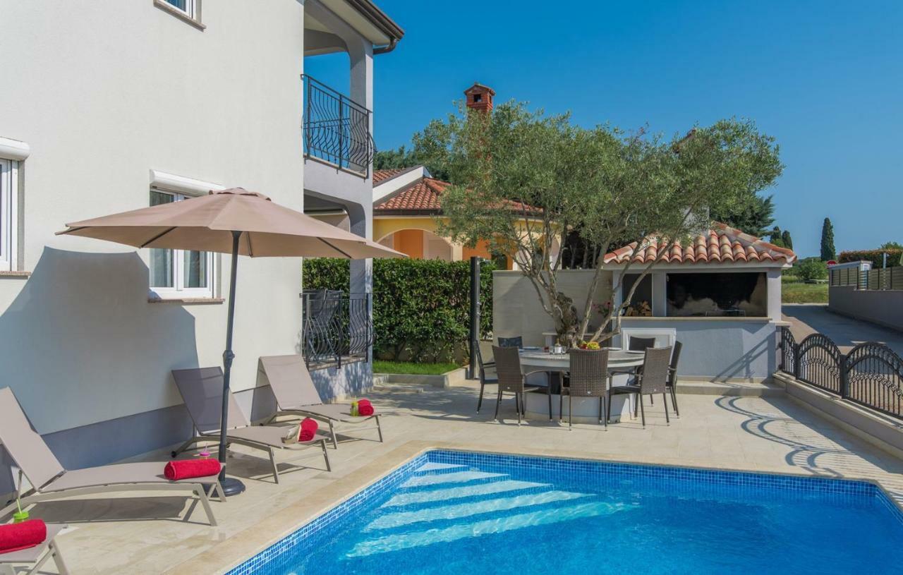 Silver Holiday House Vrvari 外观 照片