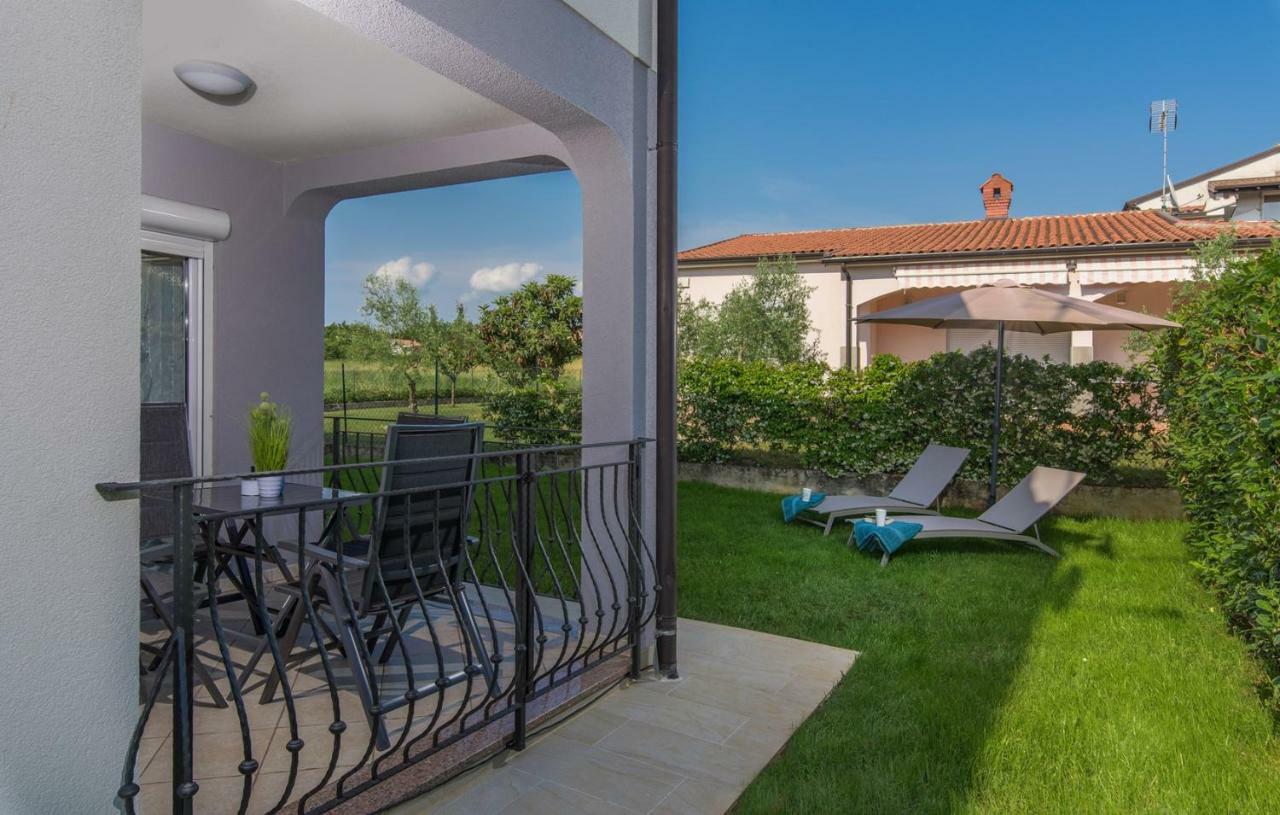 Silver Holiday House Vrvari 外观 照片